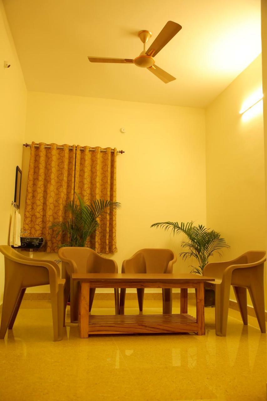 Bhavana Homestay 티루파티 외부 사진